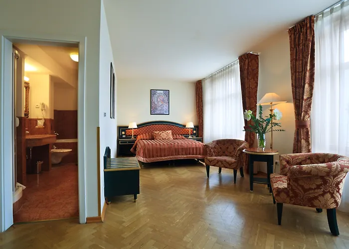 Elysee Hotel